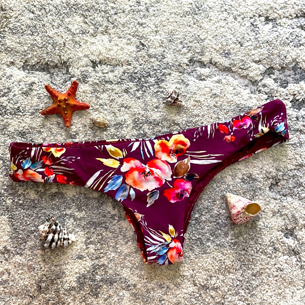 Billabong bikini bottoms